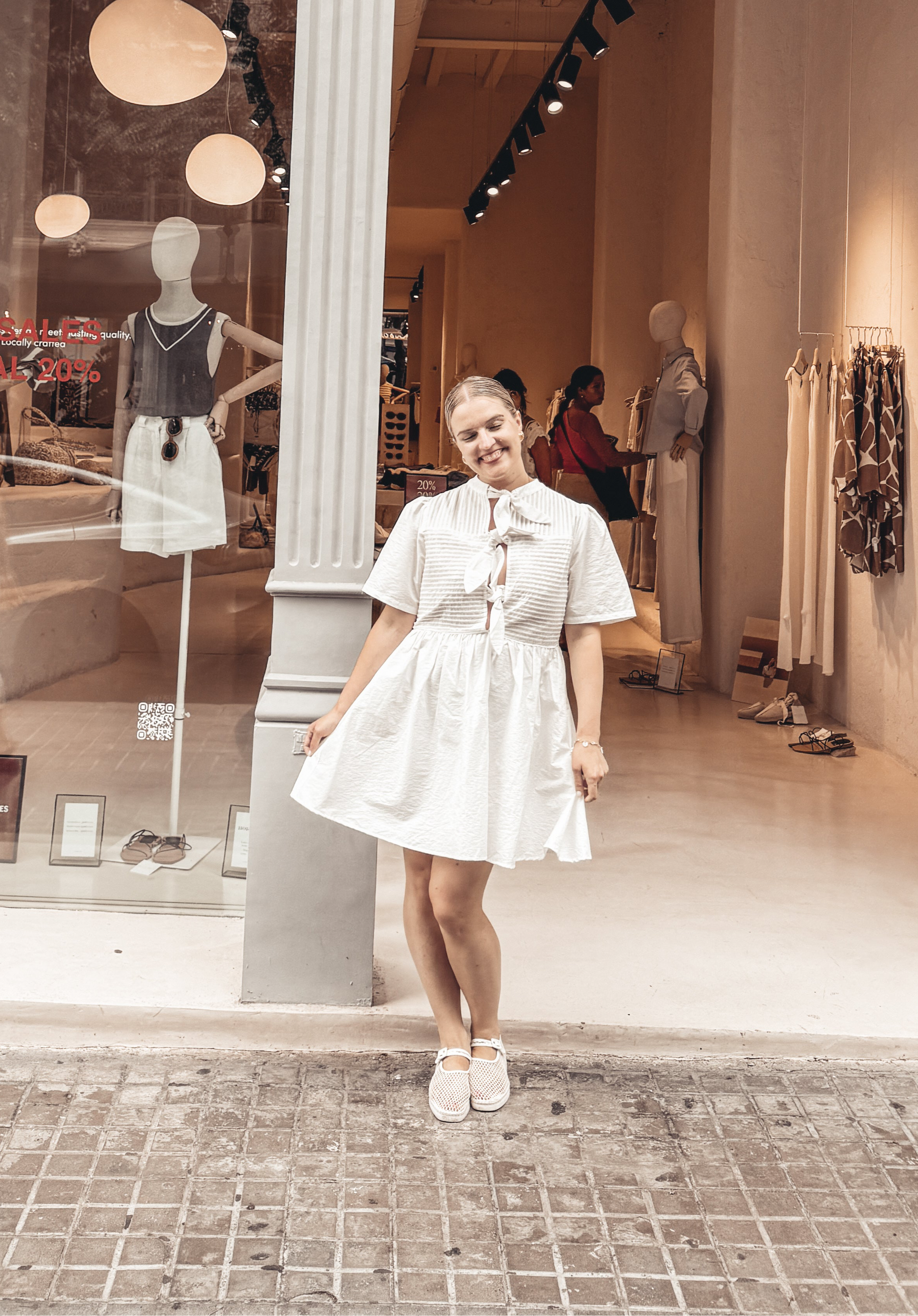 Maera Dress