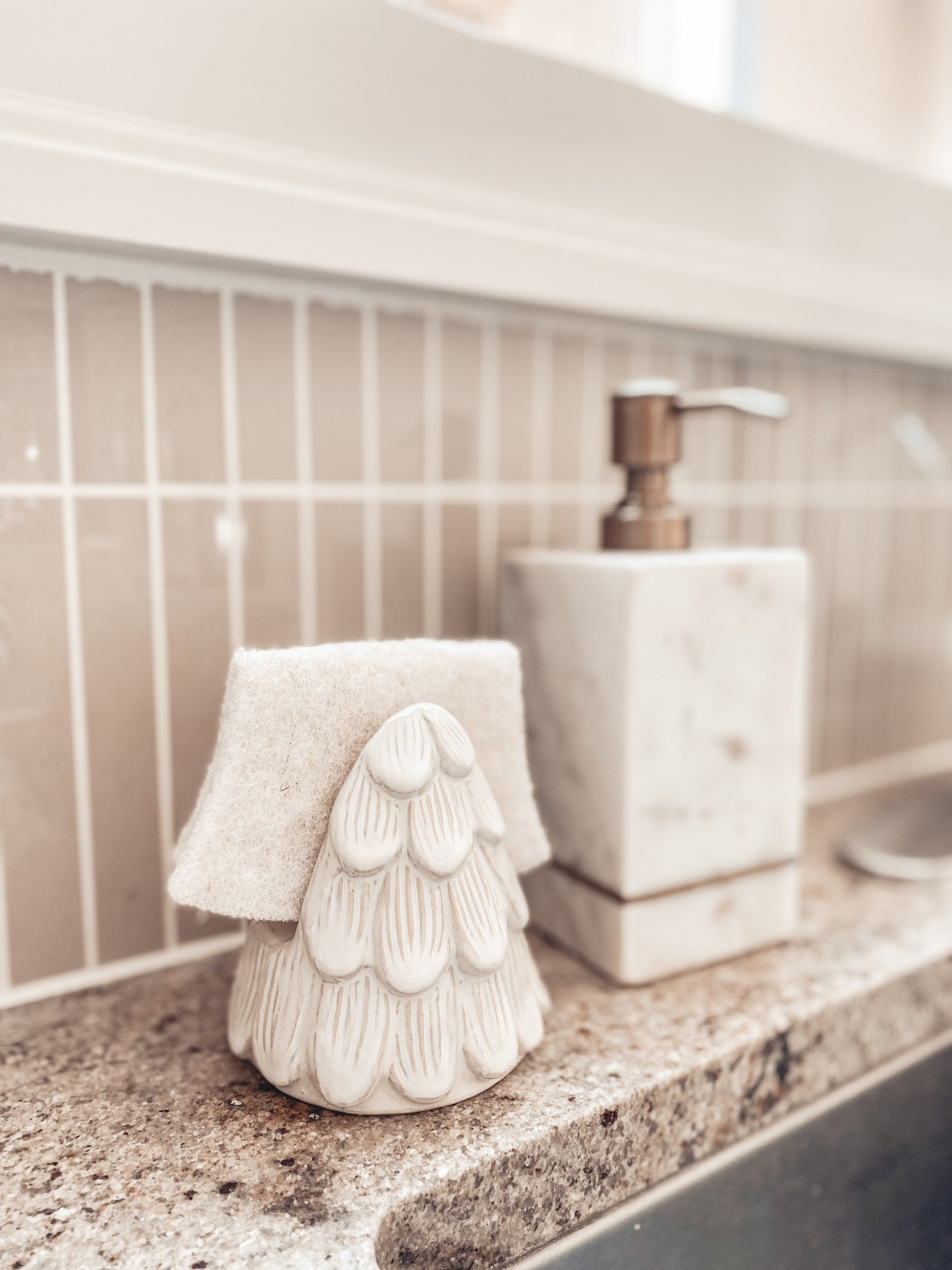 White Tree Sponge Caddy