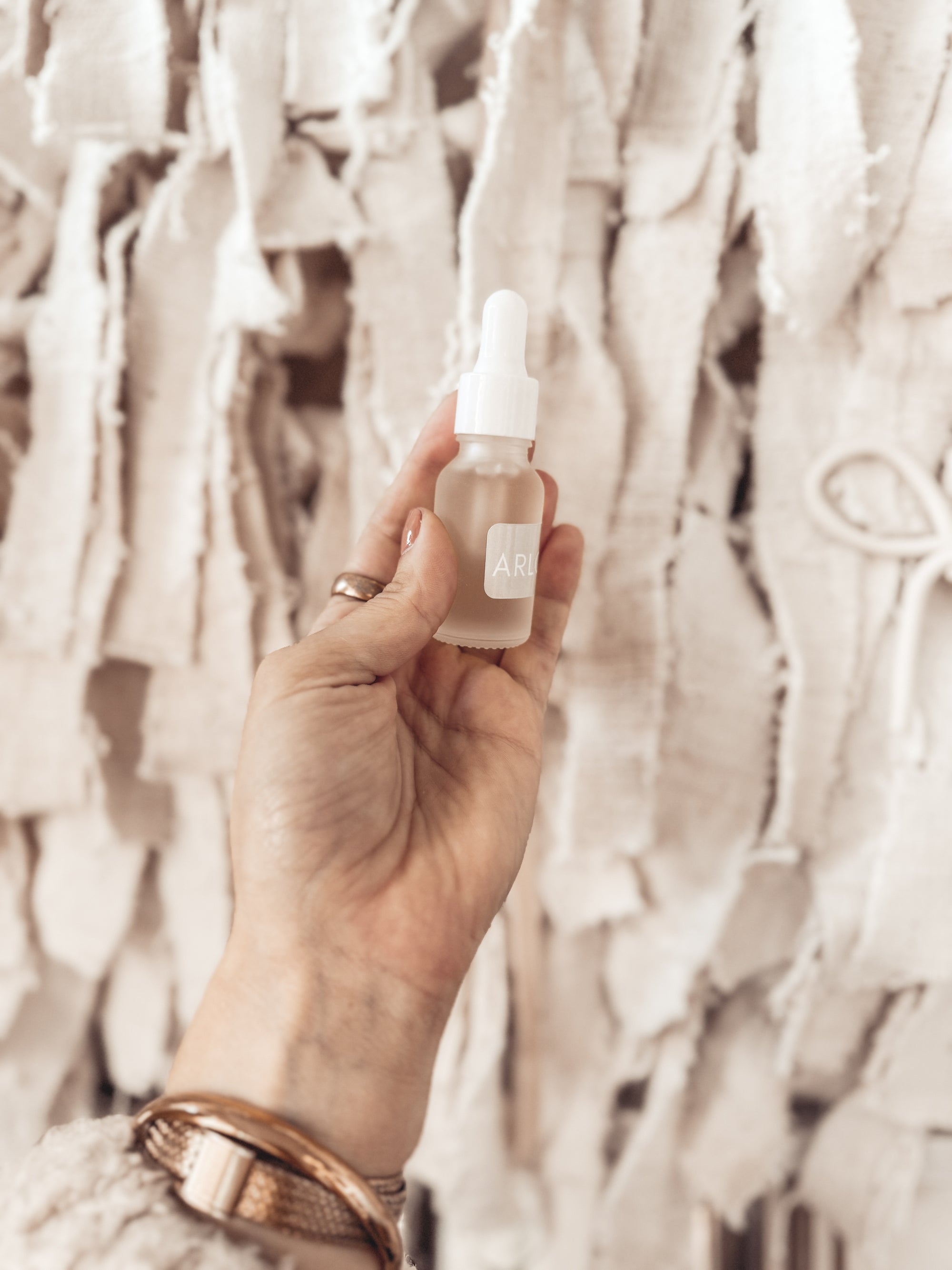 Arlo Essential Oil Drops